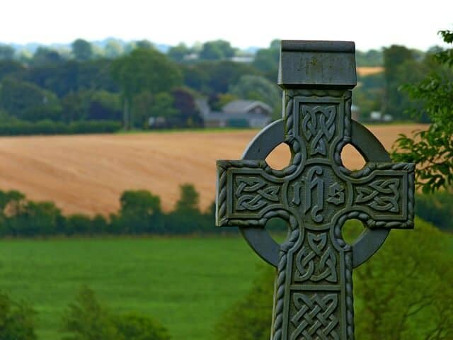 What is a Celtic cross and what does it mean.