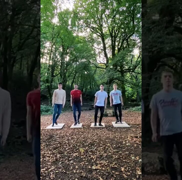 Cairde dancing Banjo Beat